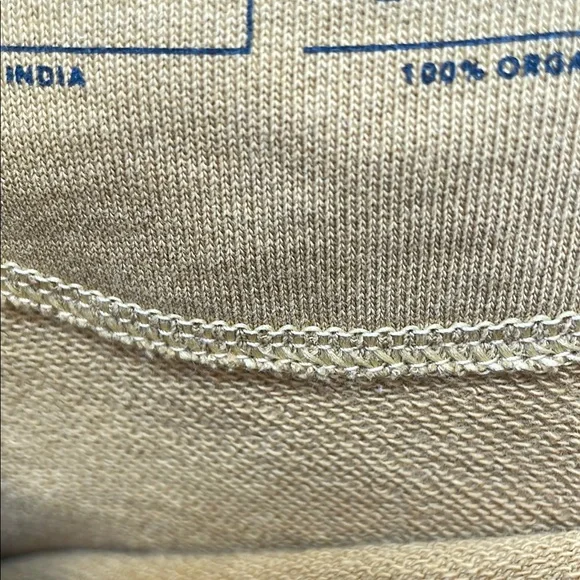 Patagonia Women’s Mustard Sweater - Picture 4 of 5